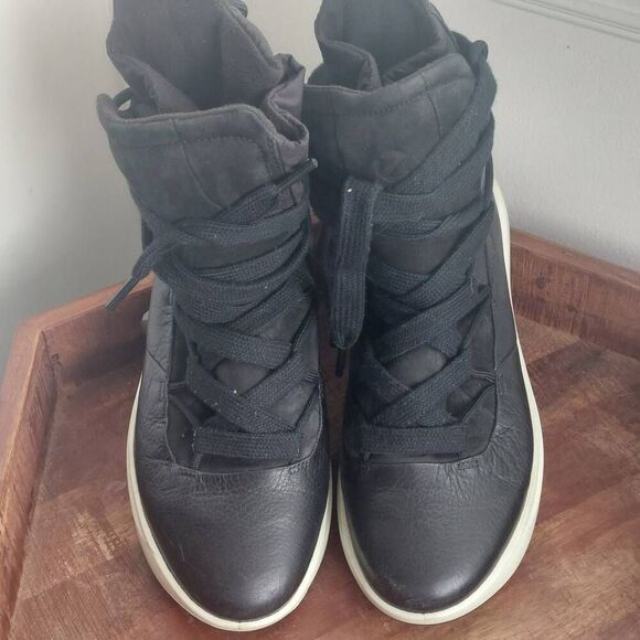 Ecco Solic Snow Boots size 7.5 - Picture 5 of 12